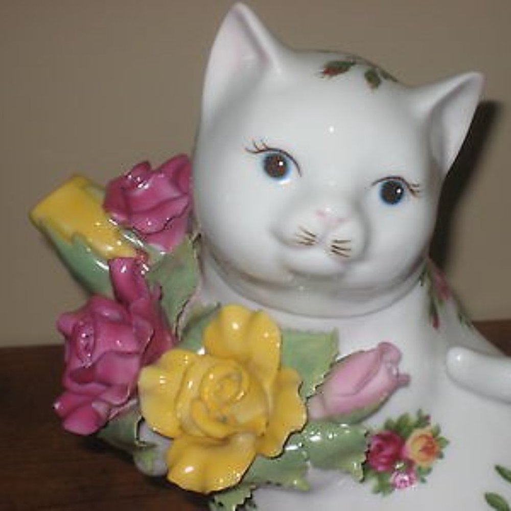 royal albert old country rose cat teapot, new in b - Picture 4 of 6